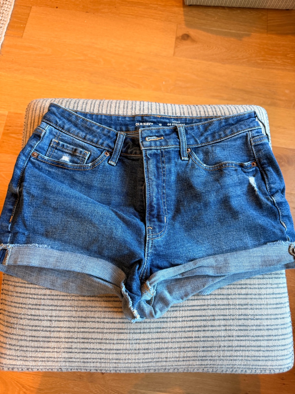 Old Navy Women's Blue Denim Ankle/Cropped Jean Shorts